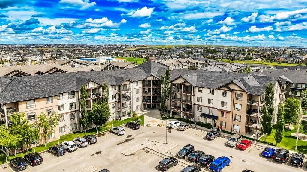 60 Panatella Street NW, #3316