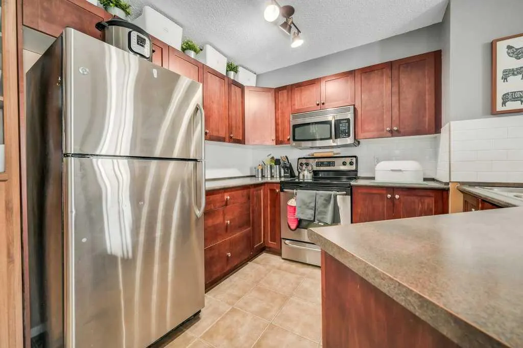 60 Panatella Street NW, #3316