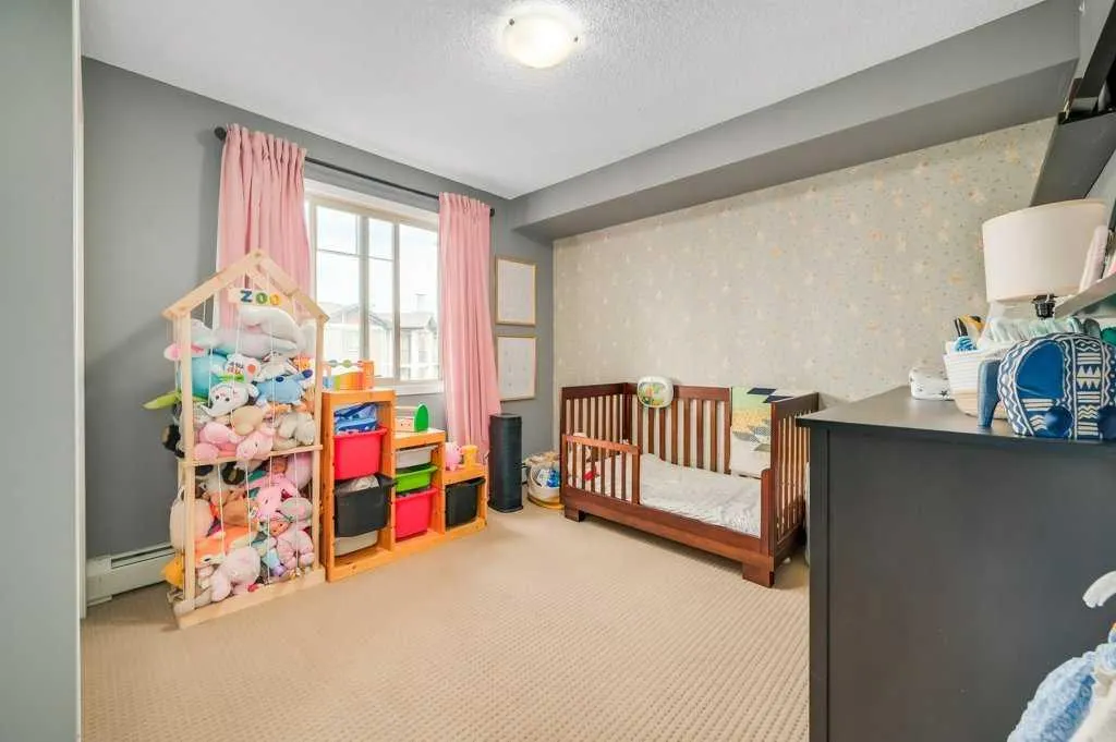 60 Panatella Street NW, #3316
