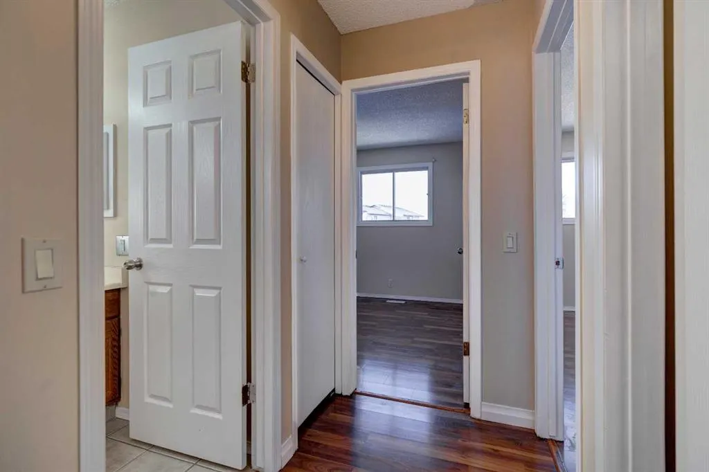 27 Castleridge Road NE