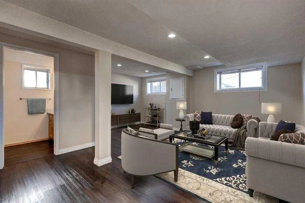 27 Castleridge Road NE
