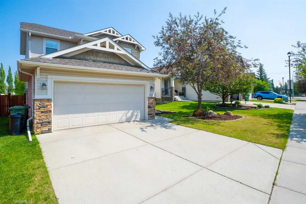 928 Prairie Springs Drive SW