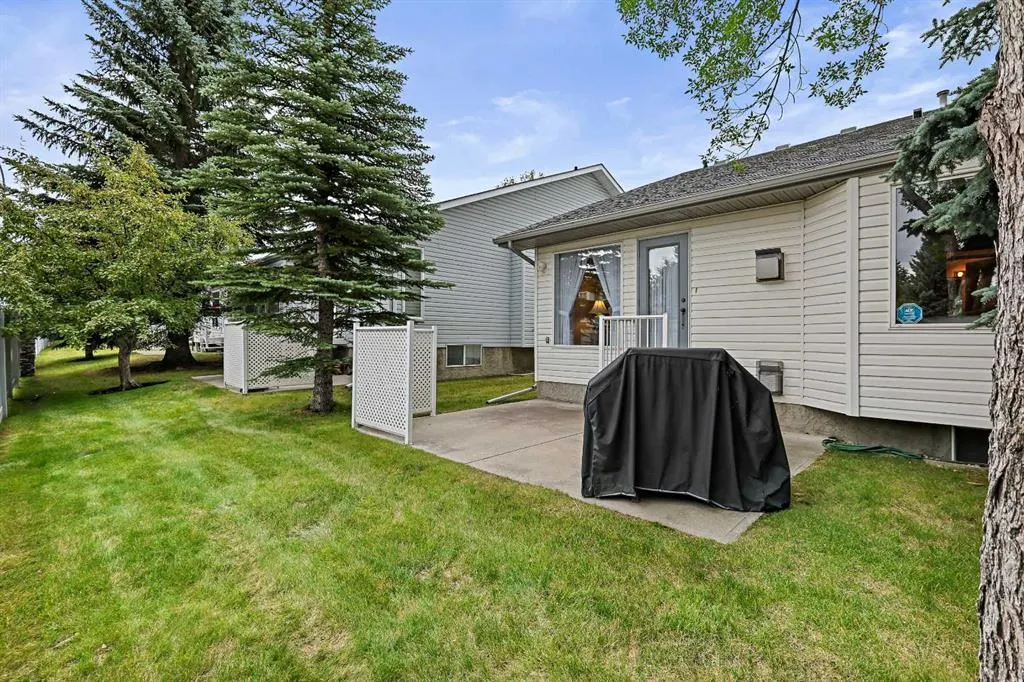 10 Douglasview Park SE