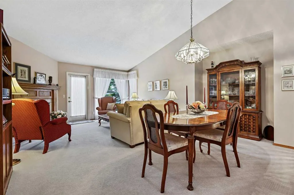10 Douglasview Park SE