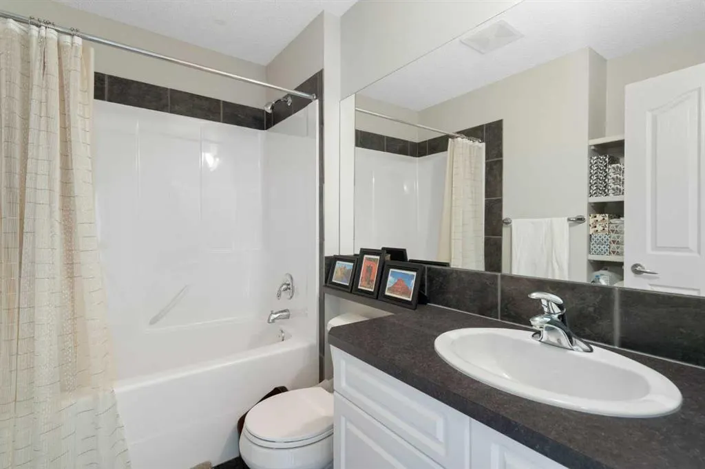 3 Prestwick Estate Link SE