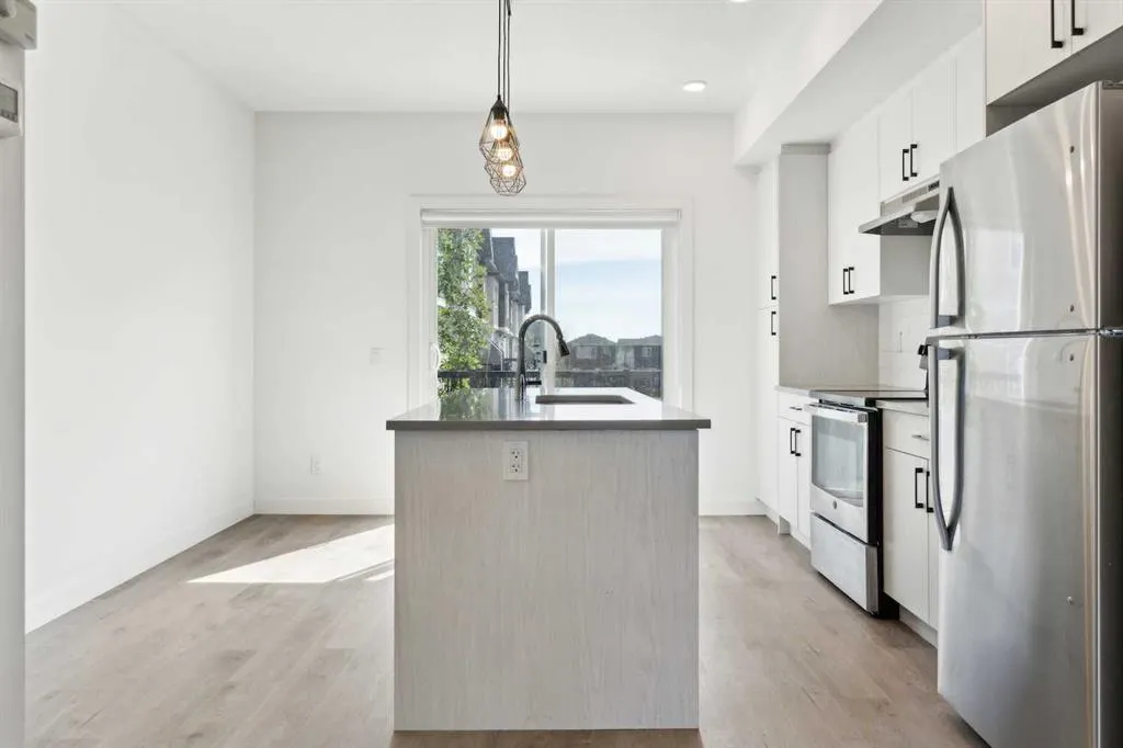 24 Rivercrest Drive, #203