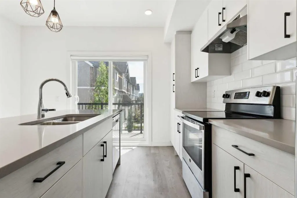 24 Rivercrest Drive, #203