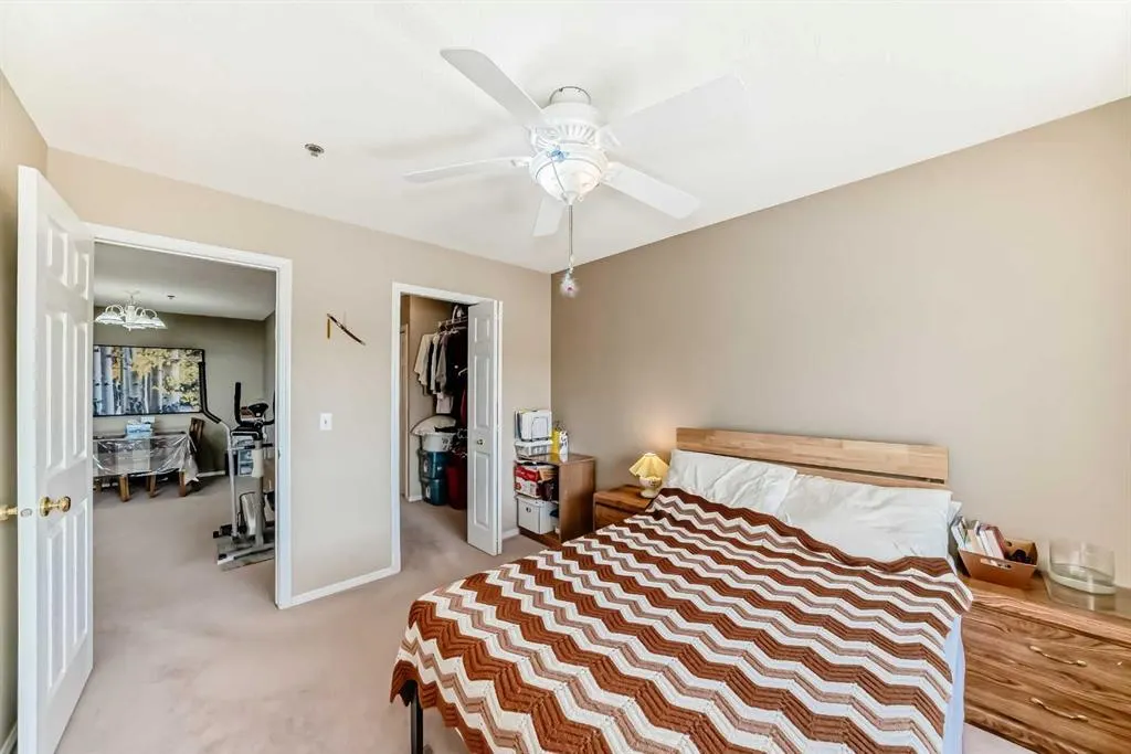 7 Harvest Gold Manor NE, #313