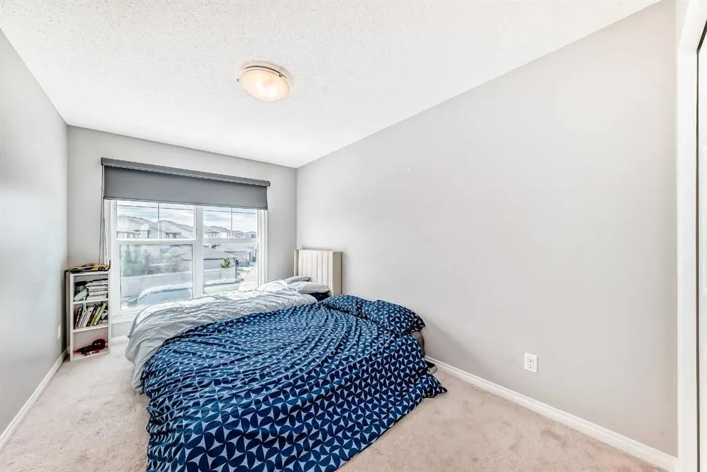 24 Hillcrest Avenue SW