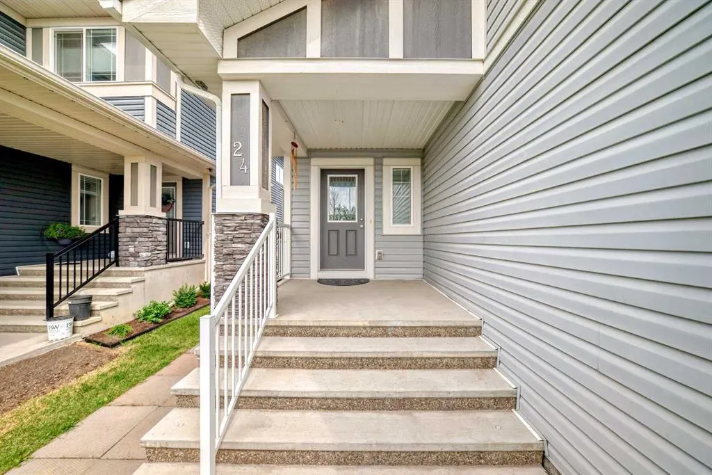 24 Hillcrest Avenue SW