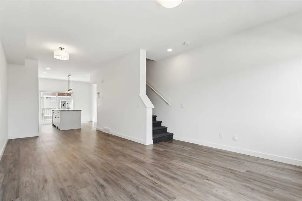 24 Rivercrest Drive, #703