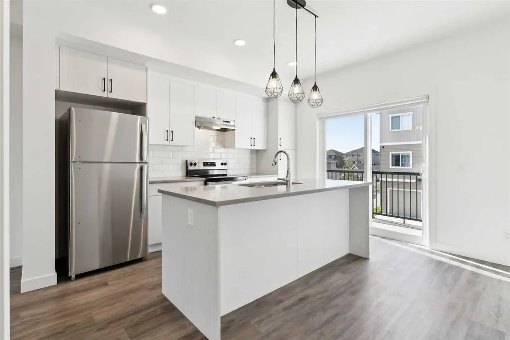 24 Rivercrest Drive, #703