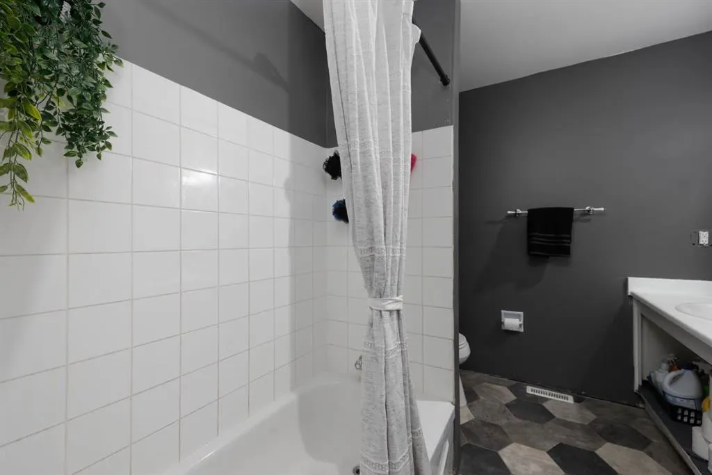 400 Silin Forest Road, #145