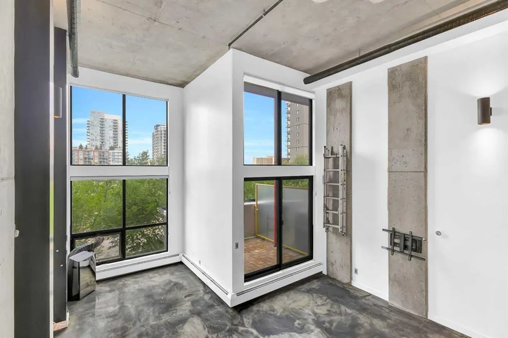 535 8 Avenue SE, #212