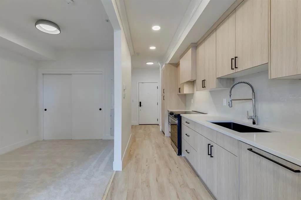 4270 Norford Avenue NW, #1314