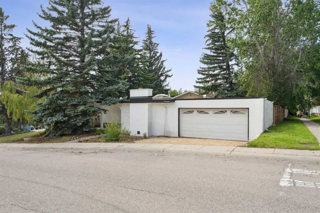 114 Dalgleish Bay NW