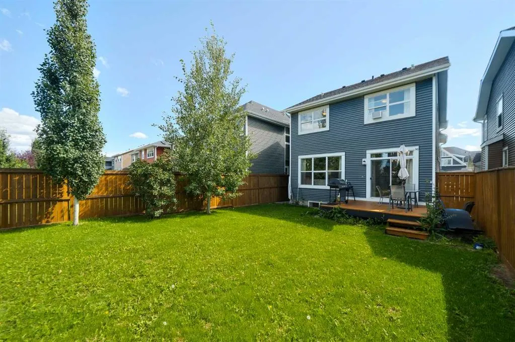 271 River Heights Crescent