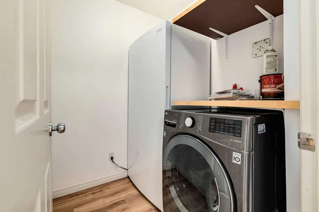 128 Centre Avenue, #301