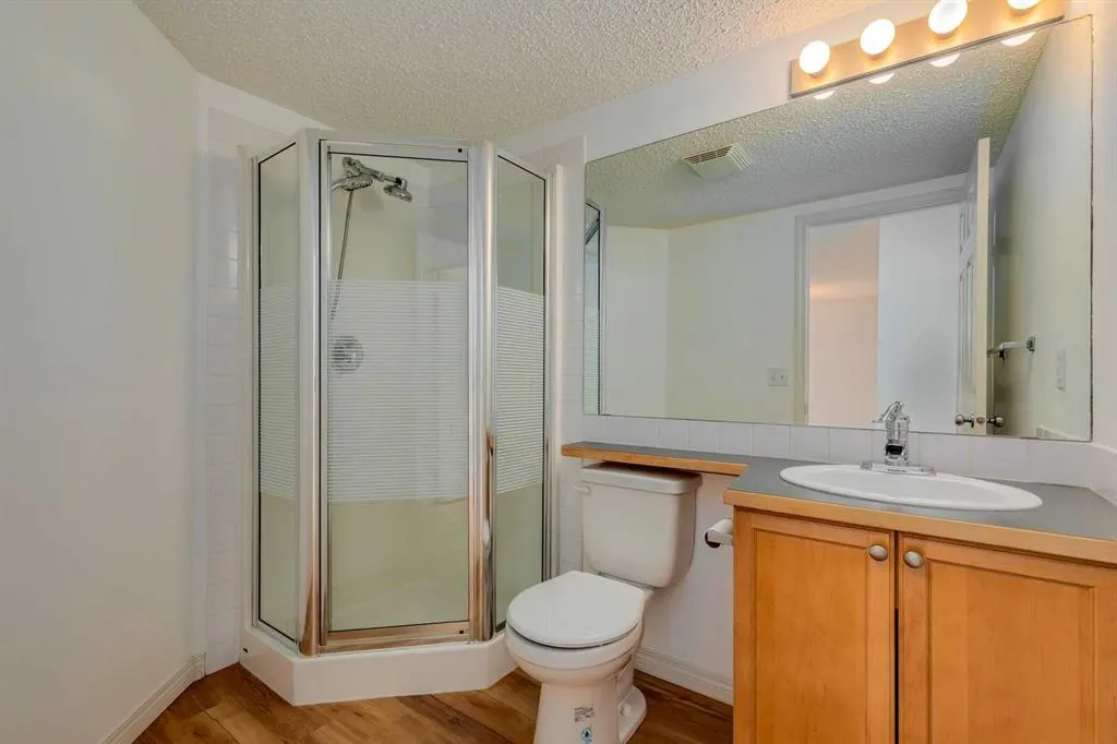 128 Centre Avenue, #301