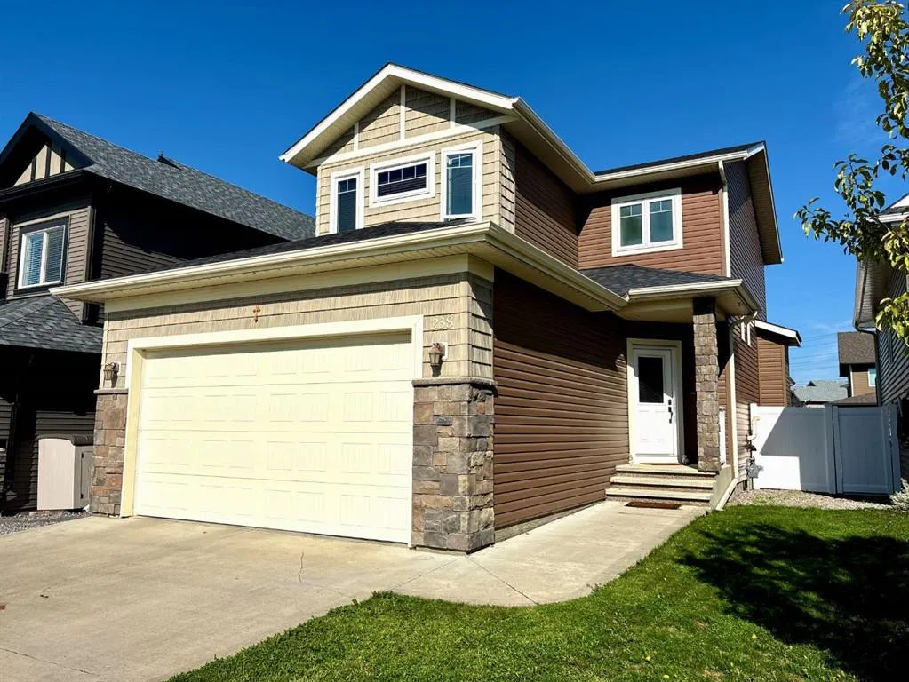 238 Viscount Drive SE