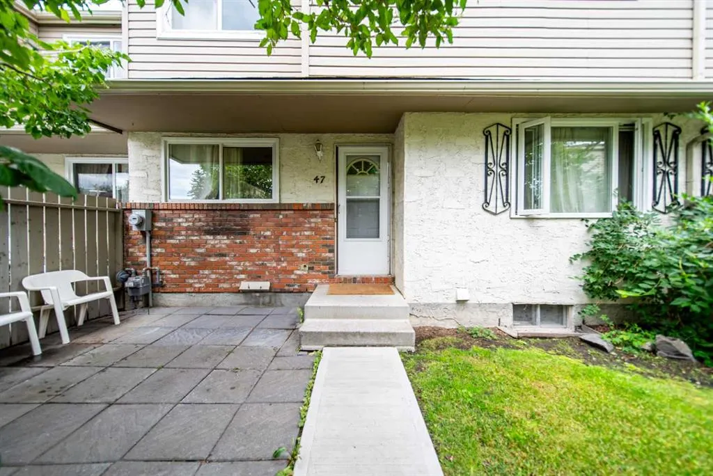203 Lynnview Road SE, #47N