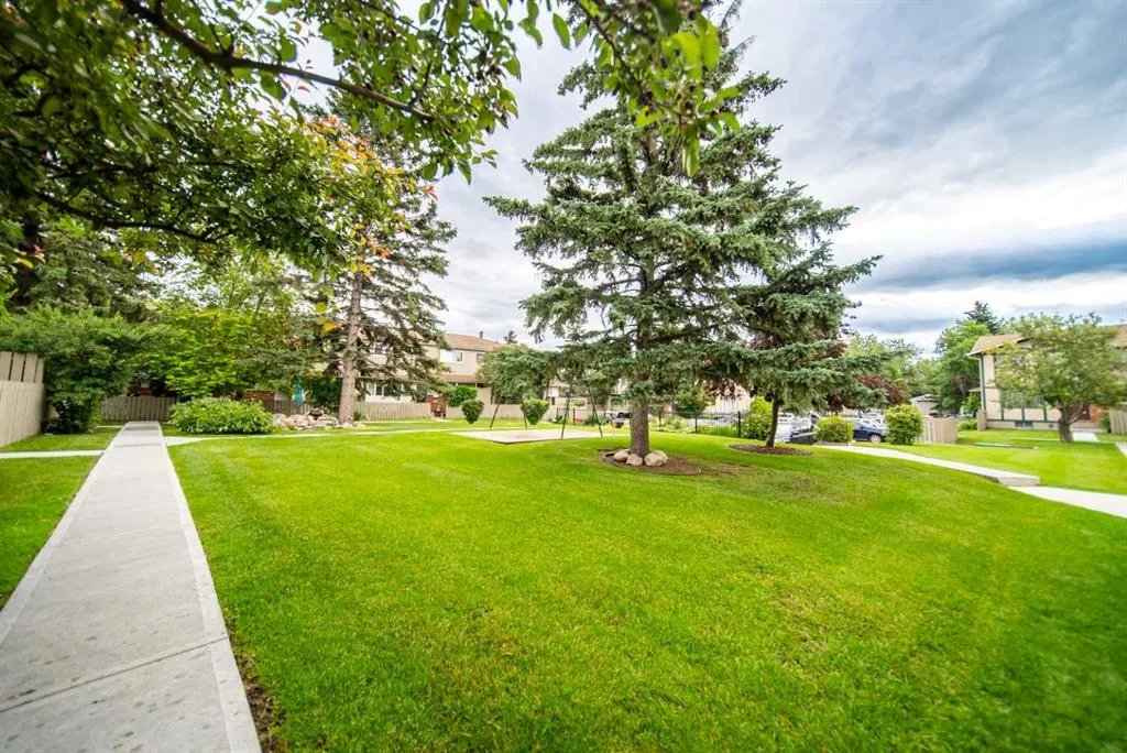 203 Lynnview Road SE, #47N