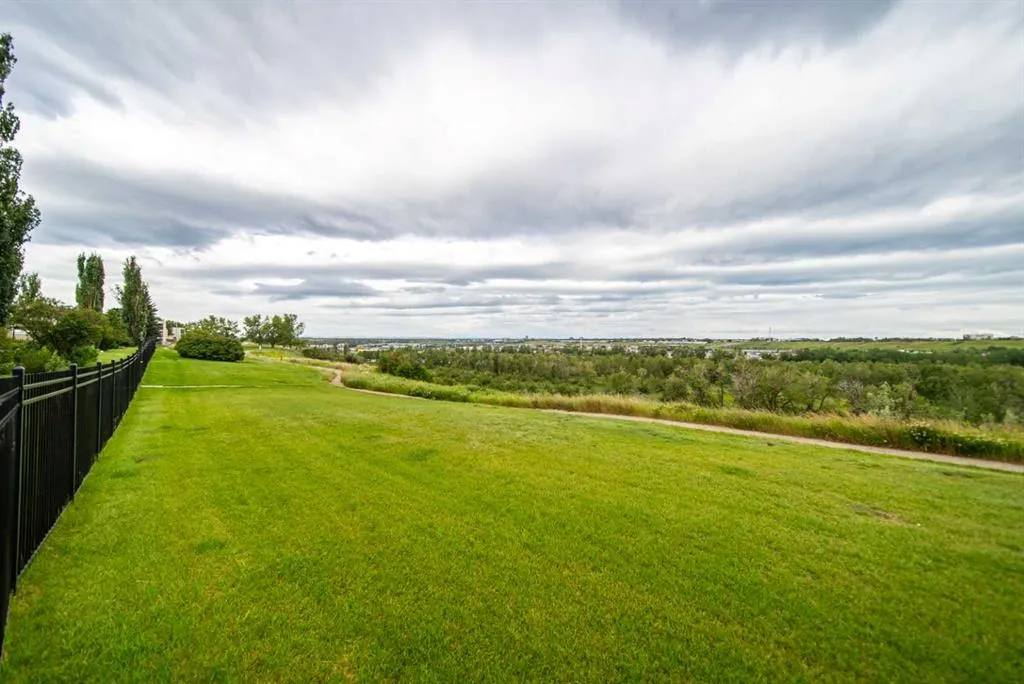 203 Lynnview Road SE, #47N