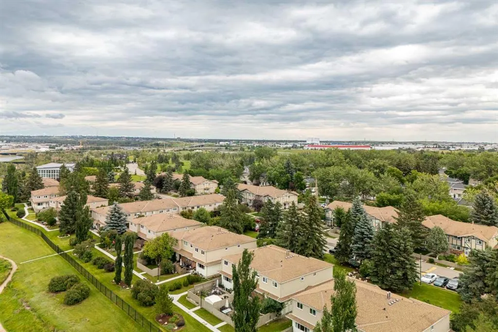 203 Lynnview Road SE, #47N