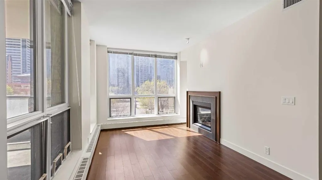222 Riverfront Avenue SW, #319