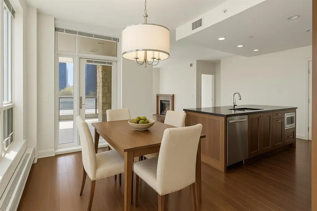 222 Riverfront Avenue SW, #319