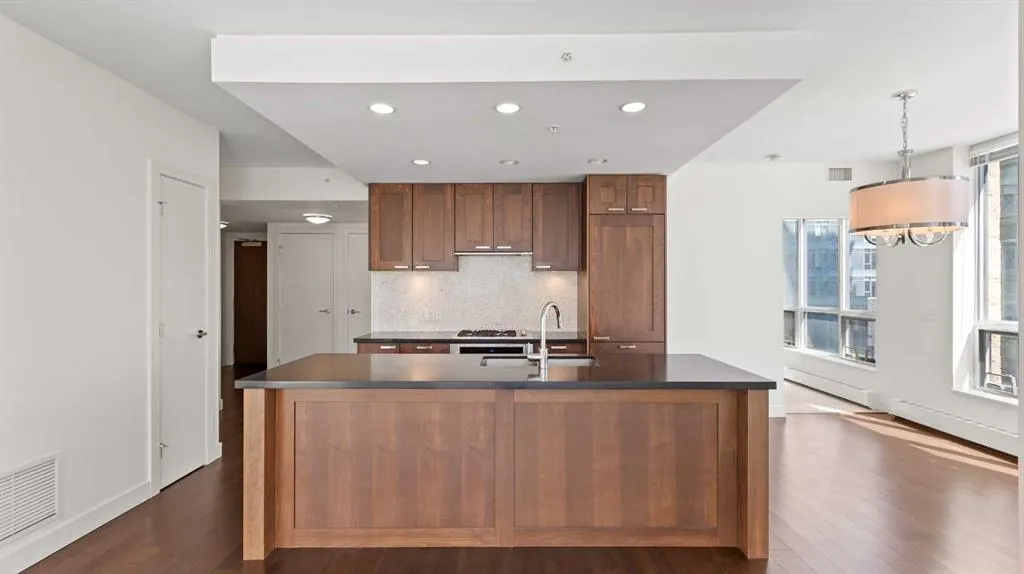 222 Riverfront Avenue SW, #319