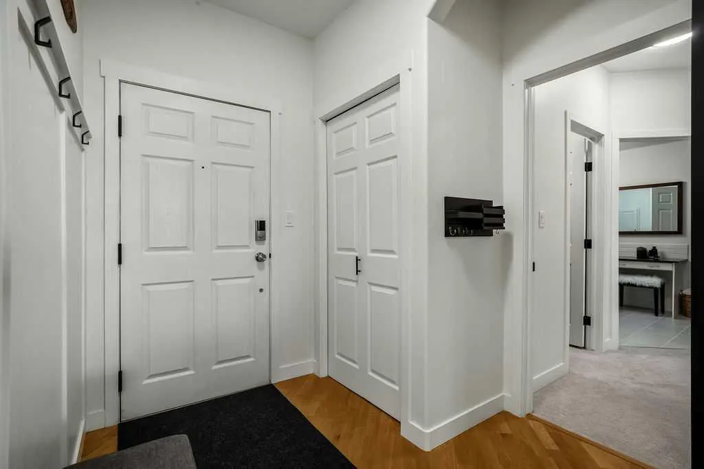 2419 Erlton Road SW, #308