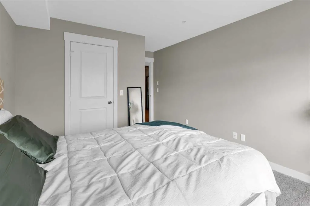 155 Skyview Ranch Way NE, #1209