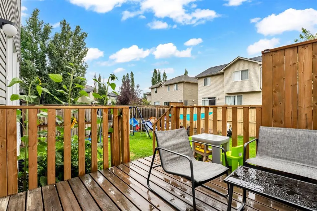 611 Monteith Drive SE