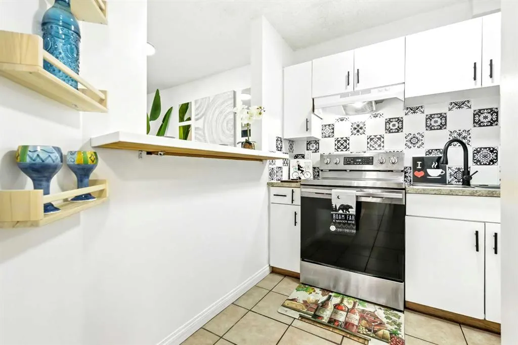 1712 38 Street SE, #103