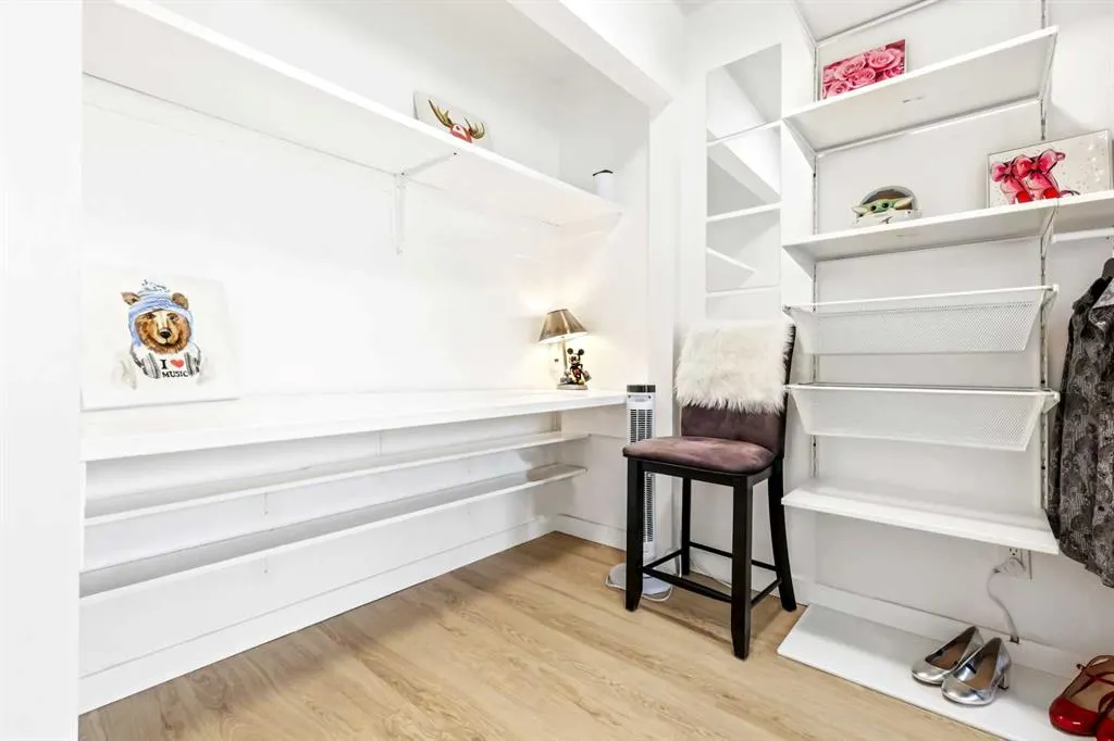 1712 38 Street SE, #103