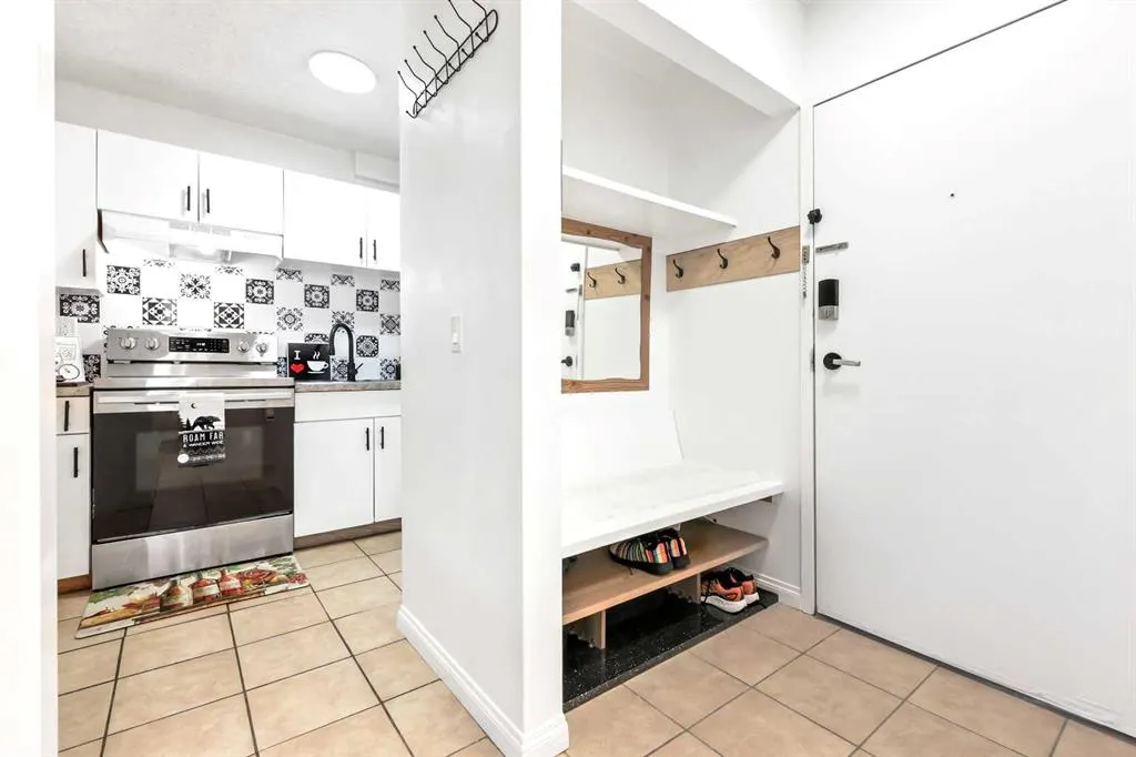 1712 38 Street SE, #103