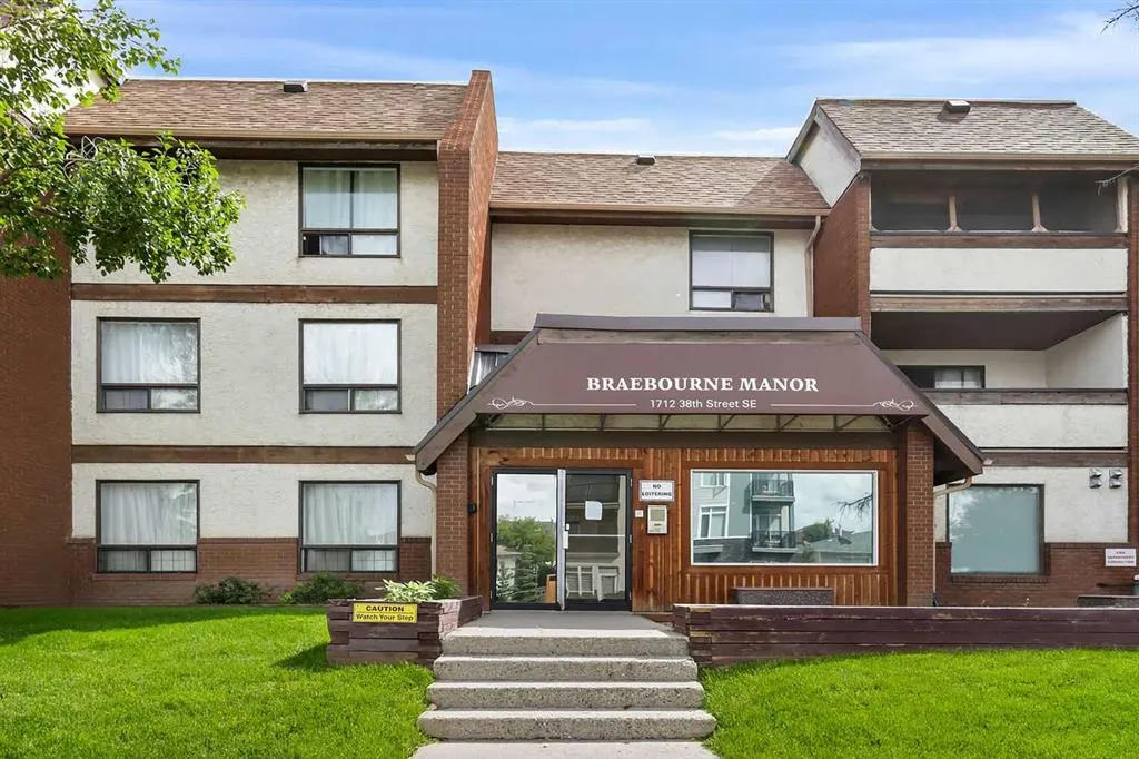1712 38 Street SE, #103