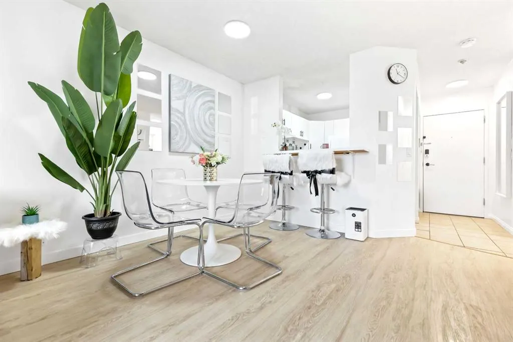 1712 38 Street SE, #103