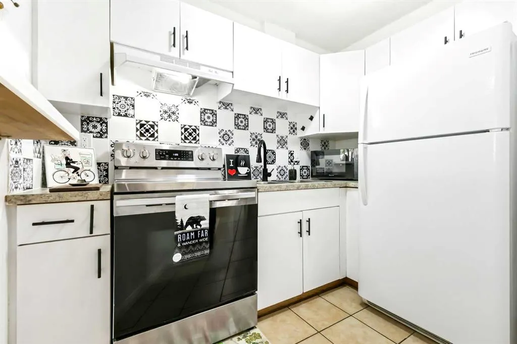 1712 38 Street SE, #103
