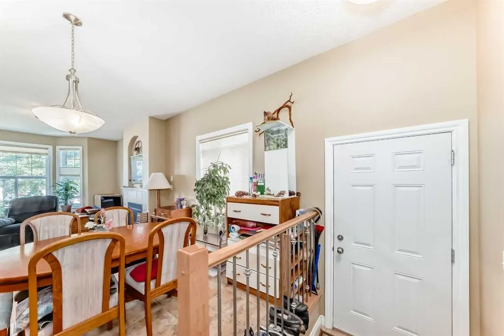 121A 5 Avenue