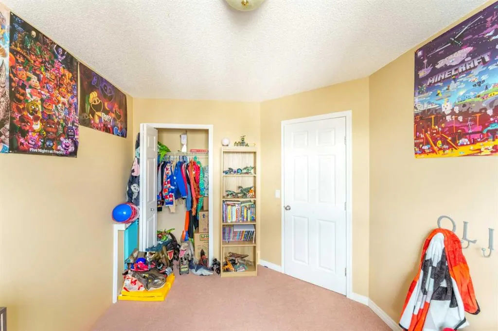 177 Everglen Way SW
