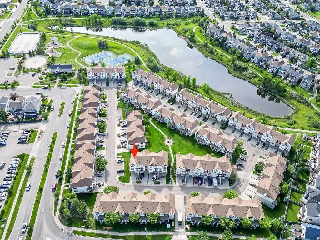 213 Copperstone Cove SE
