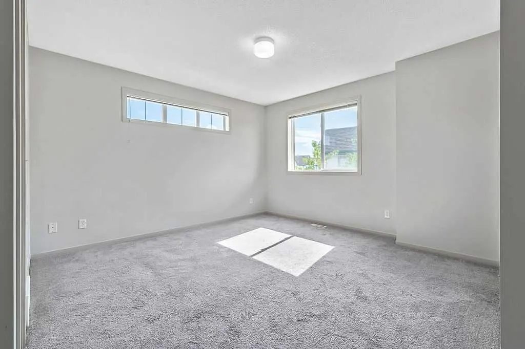 213 Copperstone Cove SE