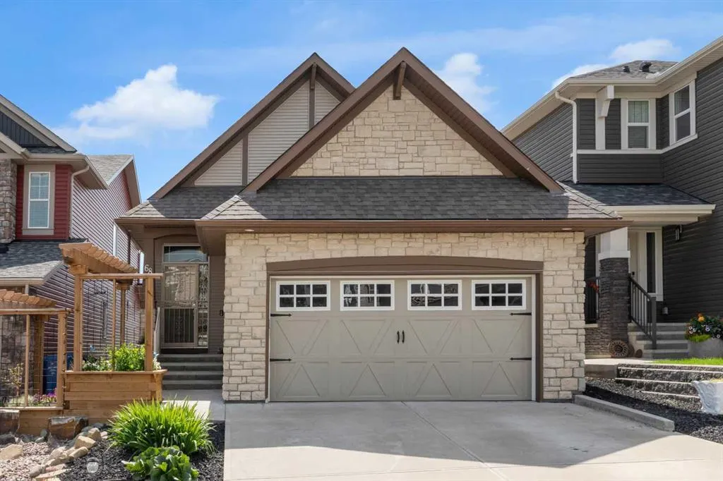 68 Nolanlake View NW