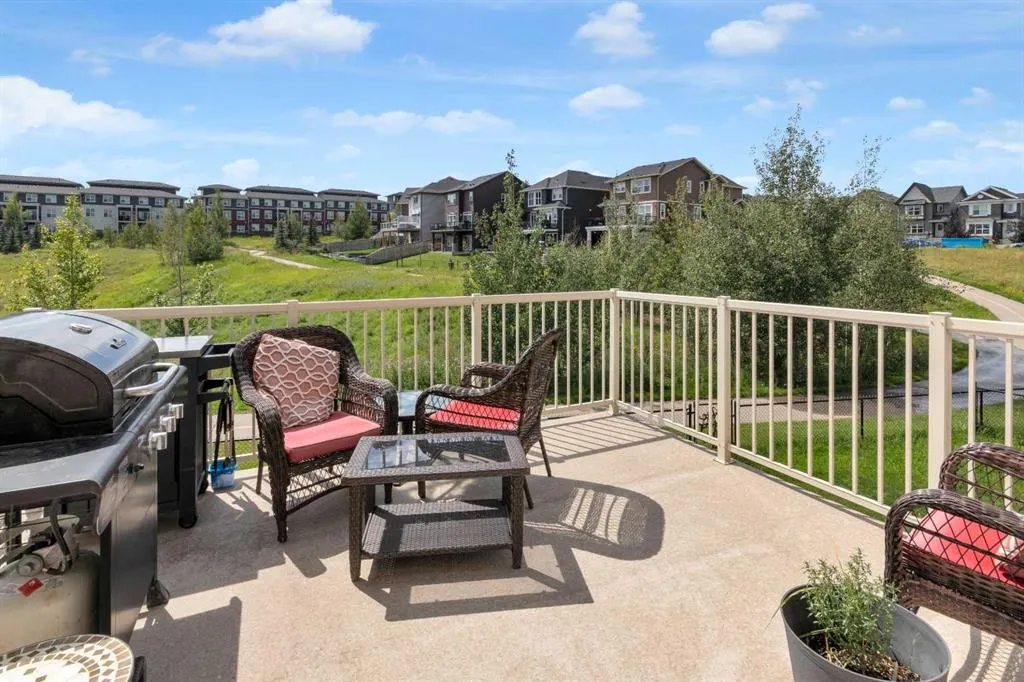 68 Nolanlake View NW