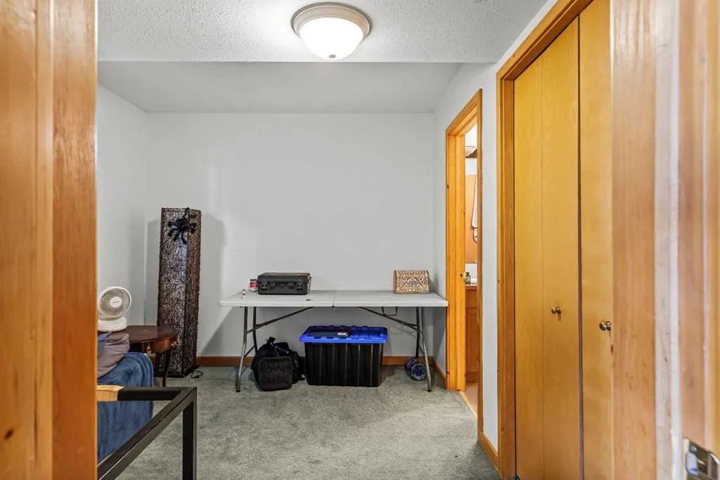 818 6 Street, #4