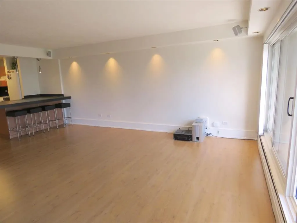 328 Cedar Crescent SW, #204