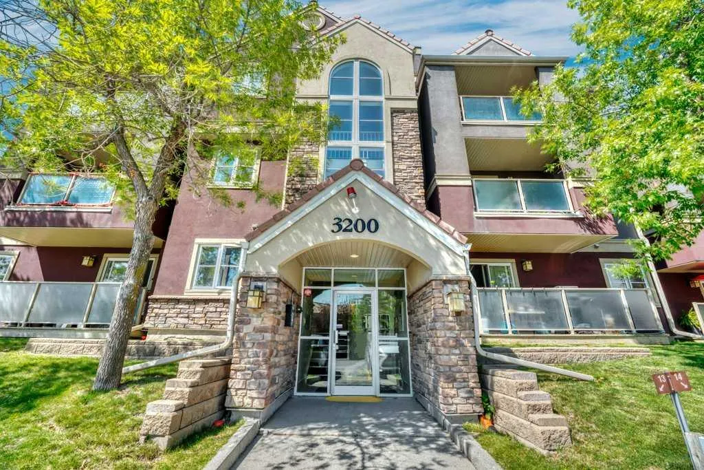 3212 Edenwold Heights NW, #12