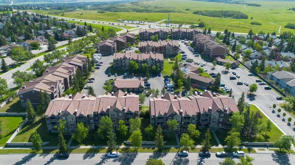 3212 Edenwold Heights NW, #12